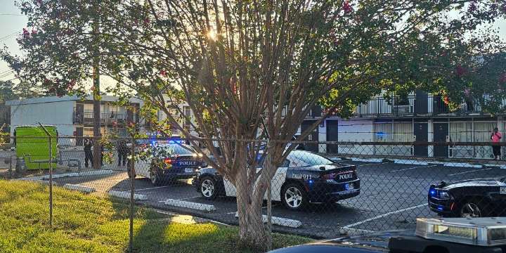 Police presence at Bugetel Inn on Victory Drive