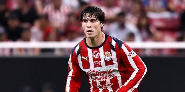 Diego Campillo, del adiós inminente a un regreso oportuno con Chivas