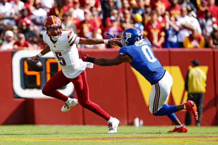 Jayden Daniels kept his perfect Giants record intact