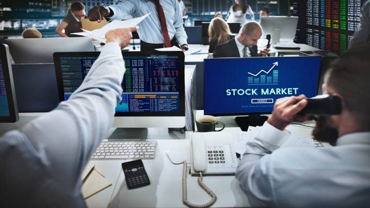 Sensex Ends 57 Points Lower; Nifty Below 25,200; Axis Bank Rises 2%, TechM Down 2%