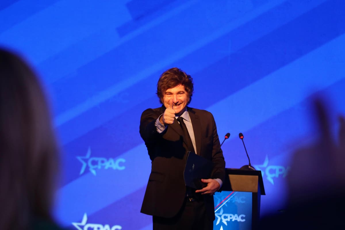 "No hace falta devaluar". Roberto Cachanosky pidió terminar con las bandas y liberar completamente el mercado cambiario