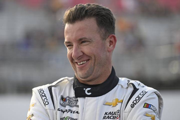 Deadspin | AJ Allmendinger earns surprising pole position for Bristol Playoff race