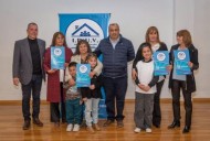 El Gobierno de Santa Cruz entregó más de 40 títulos de propiedad en la localidad de Puerto San Julián