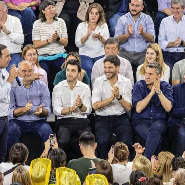 Entre internas por las listas y las tensiones con el Gobierno, Provincias Unidas intenta mostrar unidad