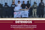 Detenidos en Tijuana con fusil y narcomensajes