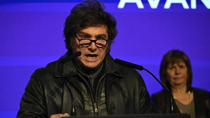 Después de la derrota, Milei armará una mesa política con funcionarios propios Así lo anunció el vocero presidencial, Manuel Adorni. También convocará a una mesa de diálogo federal con los gobernadore