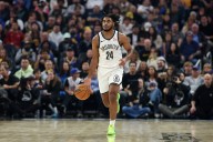 Cam Thomas signs 1-year qualifying offer to return to Nets: Source