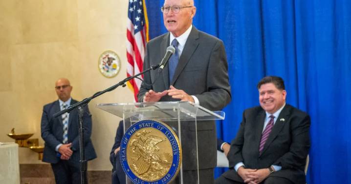 Former Governor Jim Edgar dies at the age of 79