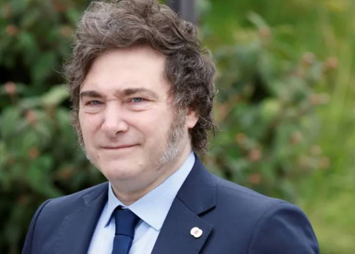 Elecciones 2025: en su peor momento, Javier Milei cierra la campaña libertaria