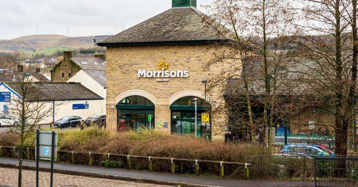 Morrisons introduces £10 deal for shoppers in 'first ever' shake