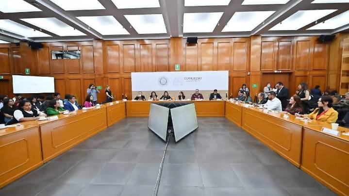 Proponen creación de registro voluntario de periodistas y representantes de derechos humanos en Edomex