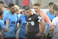 Otra ayuda para Barracas y furia contra Chiqui Tapia por el insólito gol anulado a Belgrano