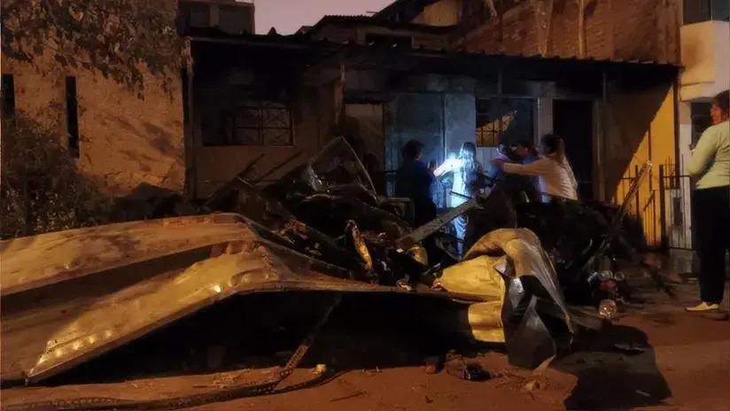 San Juan de Miraflores: incendio consumió vivienda en Pamplona Alta