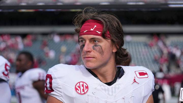 Heisman Frontrunner John Mateer To Undergo Surgery
