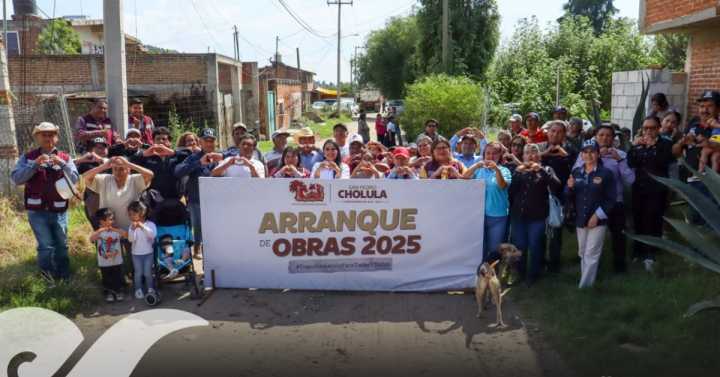 Continúa Tonantzin Fernández rehabilitación de vialidades en San Pedro Cholula