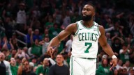 Jaylen Brown awkwardly left hanging by Celtics teammates; made him start 'contemplating life'