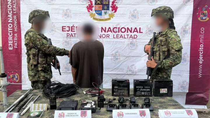 Operación militar desmantela central de comunicaciones del Clan del Golfo en El Bagre, Antioquia