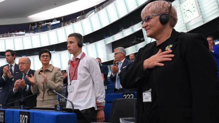 Von der Leyen invita a un niño secuestrado por Rusia al Parlamento Europeo para pedir el "retorno" de todos los menores desplazados