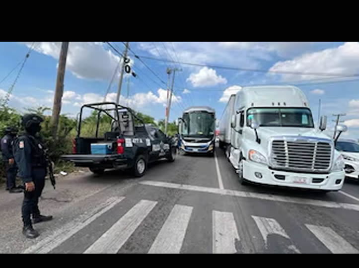 Nieta de Rocha Moya viajaba en vehículo durante ataque armado en Sinaloa, confirma gobernador: hay dos agentes heridos