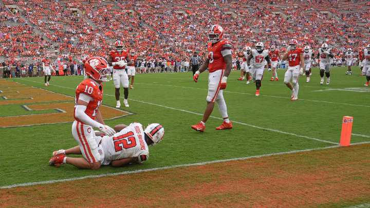 Syracuse football team fined $25,000 for faking injuries vs. Clemson