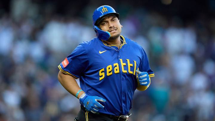 Mariners’ Josh Naylor exits Dodgers game with apparent injury