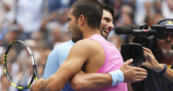 Alcaraz beats Djokovic in 3 sets to reach US Open final
