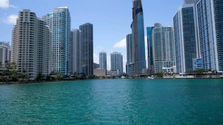 Auge de ventas de viviendas de ostentación en estos condados de Florida