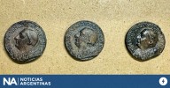 Hallaron tres medallas de bronce del siglo XV en las obras del subte de Roma