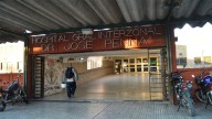 Drama en Bahía Blanca: atacó a su pareja y a su beba y apuñaló al novio de su hijastra