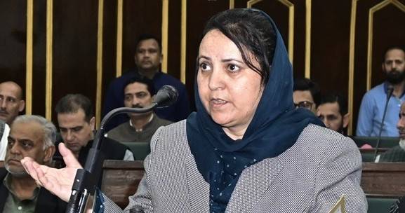 “Govt Prioritising Health, Protecting Growers; Seeks Probe Into Post