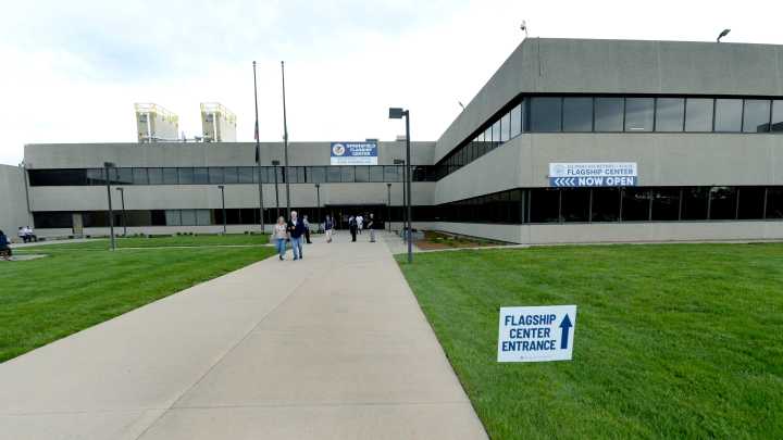 Illinois launches drive-through DMV kiosks