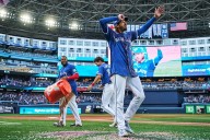 Playoff ace? Blue Jays' Kevin Gausman delivers complete-game shutout in win over Astros
