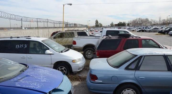 Trámites ante Fiscalía retrasan remate de 500 autos del corralón