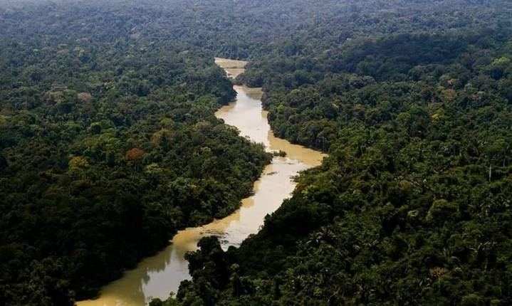 Brasil echa mano de la tecnología para rescate del Amazonas