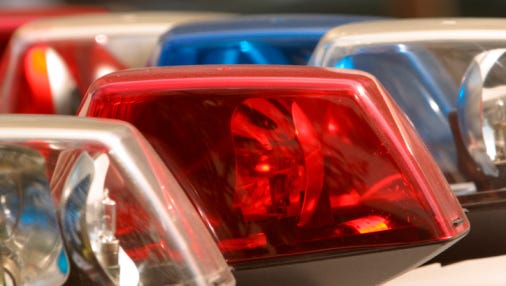 1 dead in WB I-264 crash at Algonquin Parkway, lanes closed to traffic