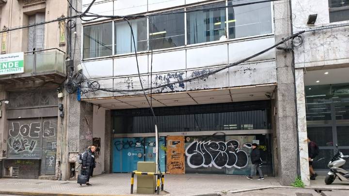 Calle Santa Fe cambió su perfil y ahora es un mix de locales de viandas y servicios