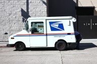 USPS sets holiday mail deadlines: When to mail for Christmas deliver