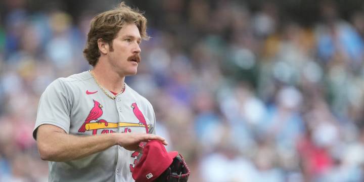 Miles Mikolas, Cardinals beat Brewers in series finale