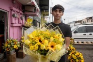 ¿Te regalaron flores amarillas hoy? Las calles de Tijuana se pintaron de este color