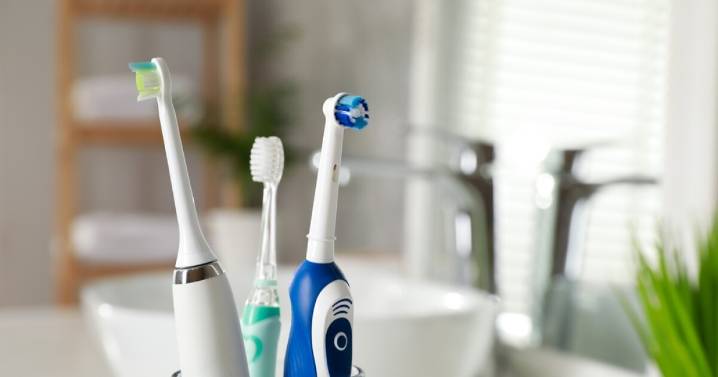 TSA issues new rules for electric toothbrushes due to lithium battery fire risks