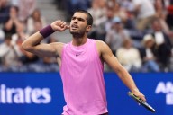 Carlos Alcaraz beats rival Jannik Sinner at the U.S. Open for a 6th Slam title and the No. 1 ranking