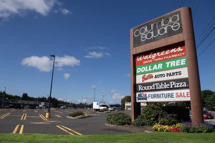 Discount stores stay in demand in Clark County