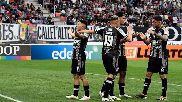 Central Córdoba busca treparse a lo más alto en su visita a Riestra por el Clausura