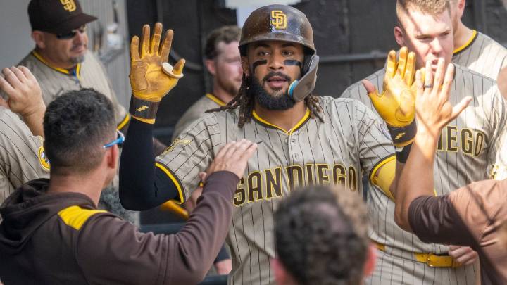 Padres beat White Sox, can clinch playoff spot as early as Tuesday