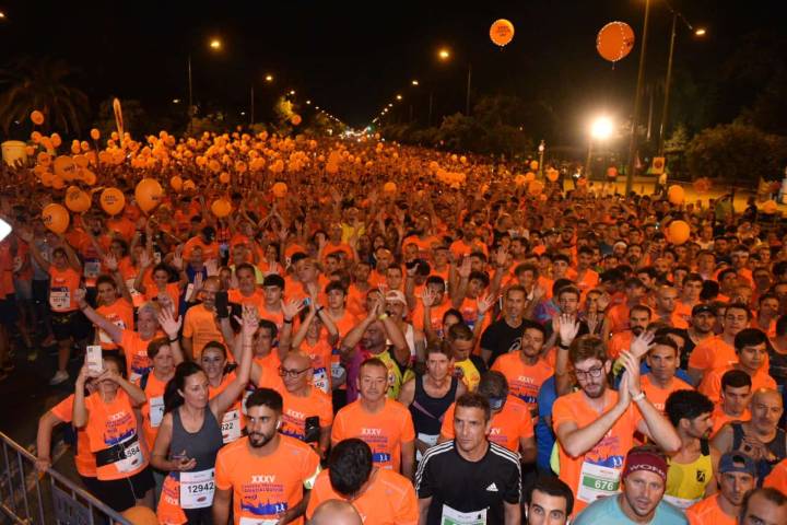 La Carrera Nocturna bate récord de inscripción con 25.000 dorsales
