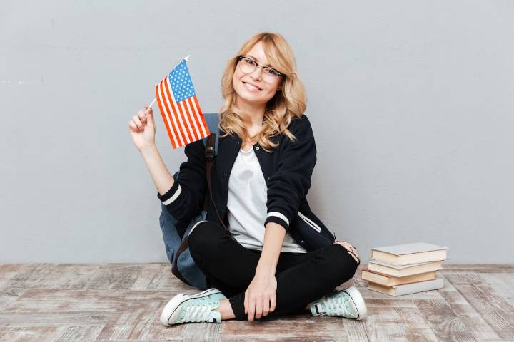 En 2025. El examen de ciudadanía americana será más difícil, pero Miami