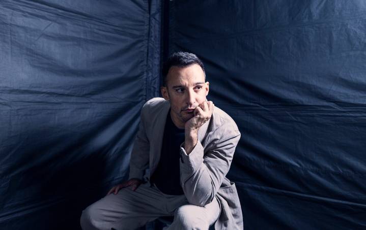 Alejandro Amenábar: “Si hubiera aparcado el tema del homoerotismo entre Cervantes y su captor habría sido mojigato y habría renunciado a mí mismo”