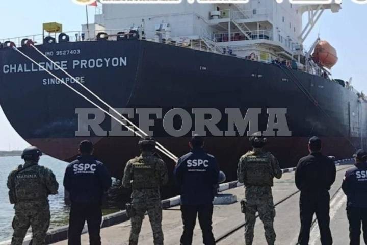 Procesan a funcionario socio de huachicoleros