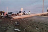 Conductor chocó un poste y dejó sin luz a la ciudad de Río Gallegos