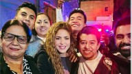 Shakira se queda un día más en Puebla y fans logran fotografiarse con ella